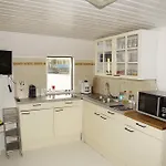 보트호텔 The Island Houseboat